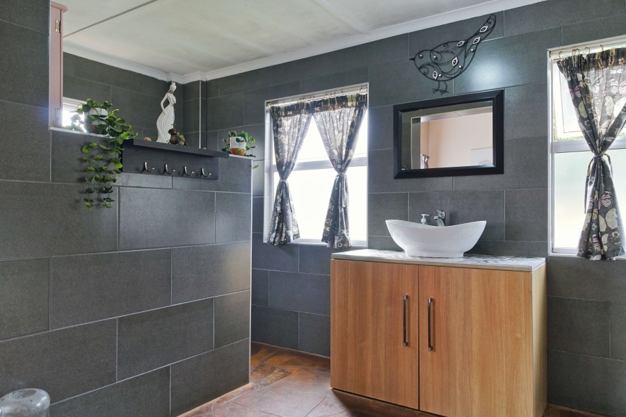 3 Bedroom Property for Sale in Highgate Eastern Cape
